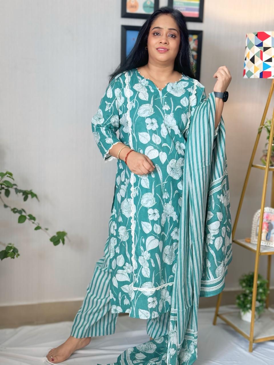 Sukoon Green Suit Set (PRE BOOK OFFER )