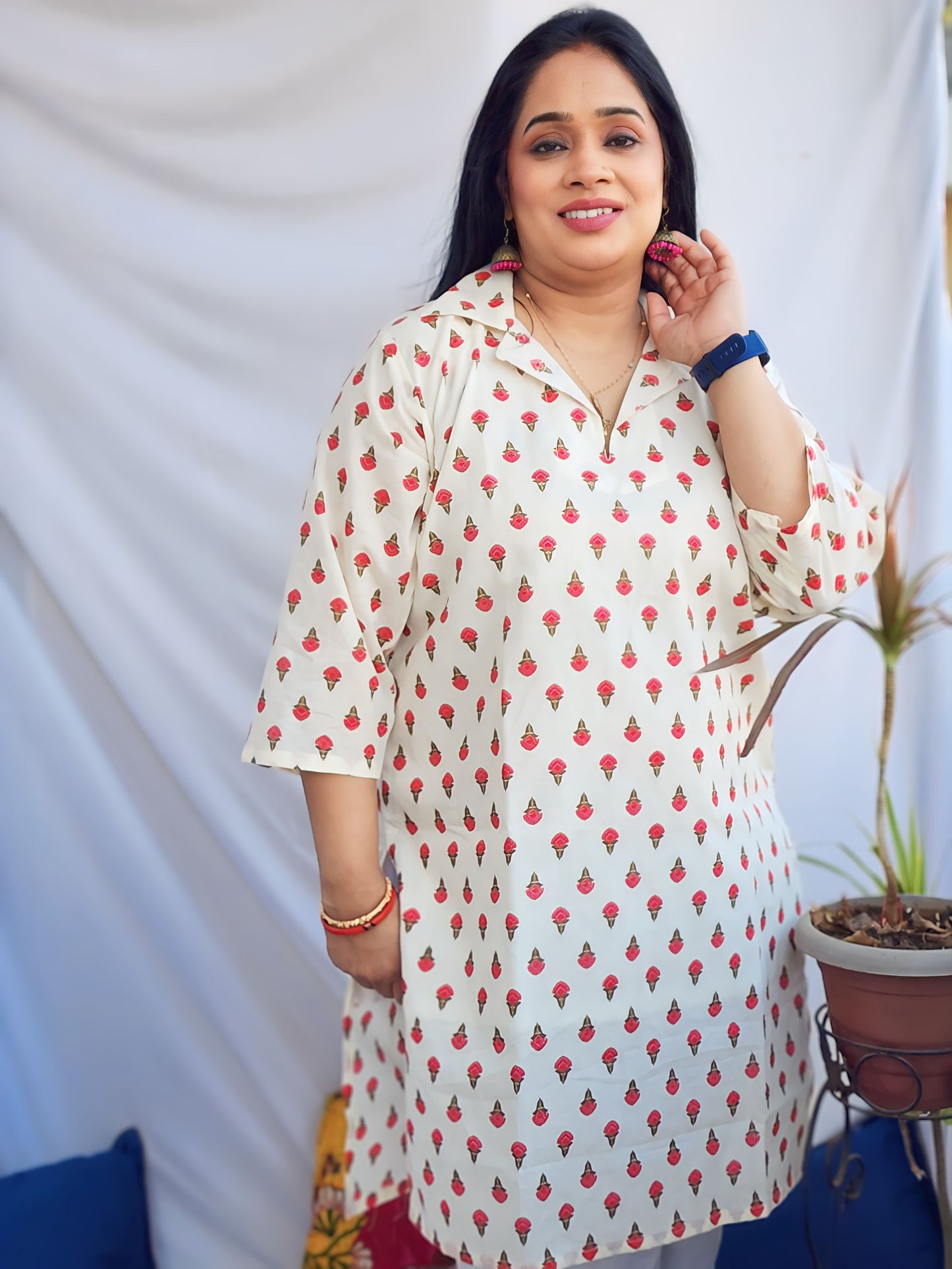 White boota Shirt Short Kurta -Hip Covering