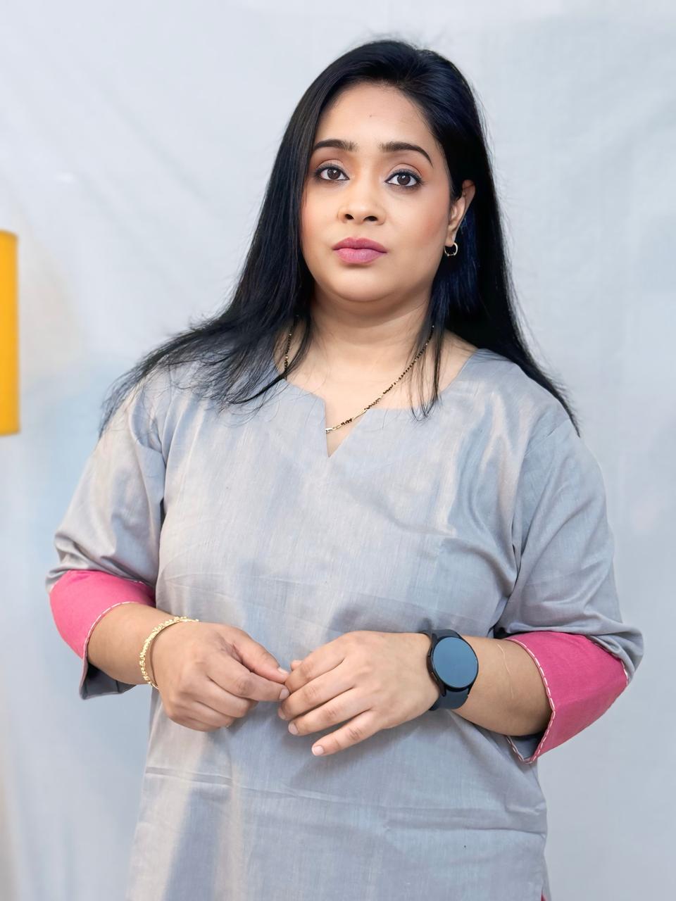 Abha Grey Kurti Pant Set