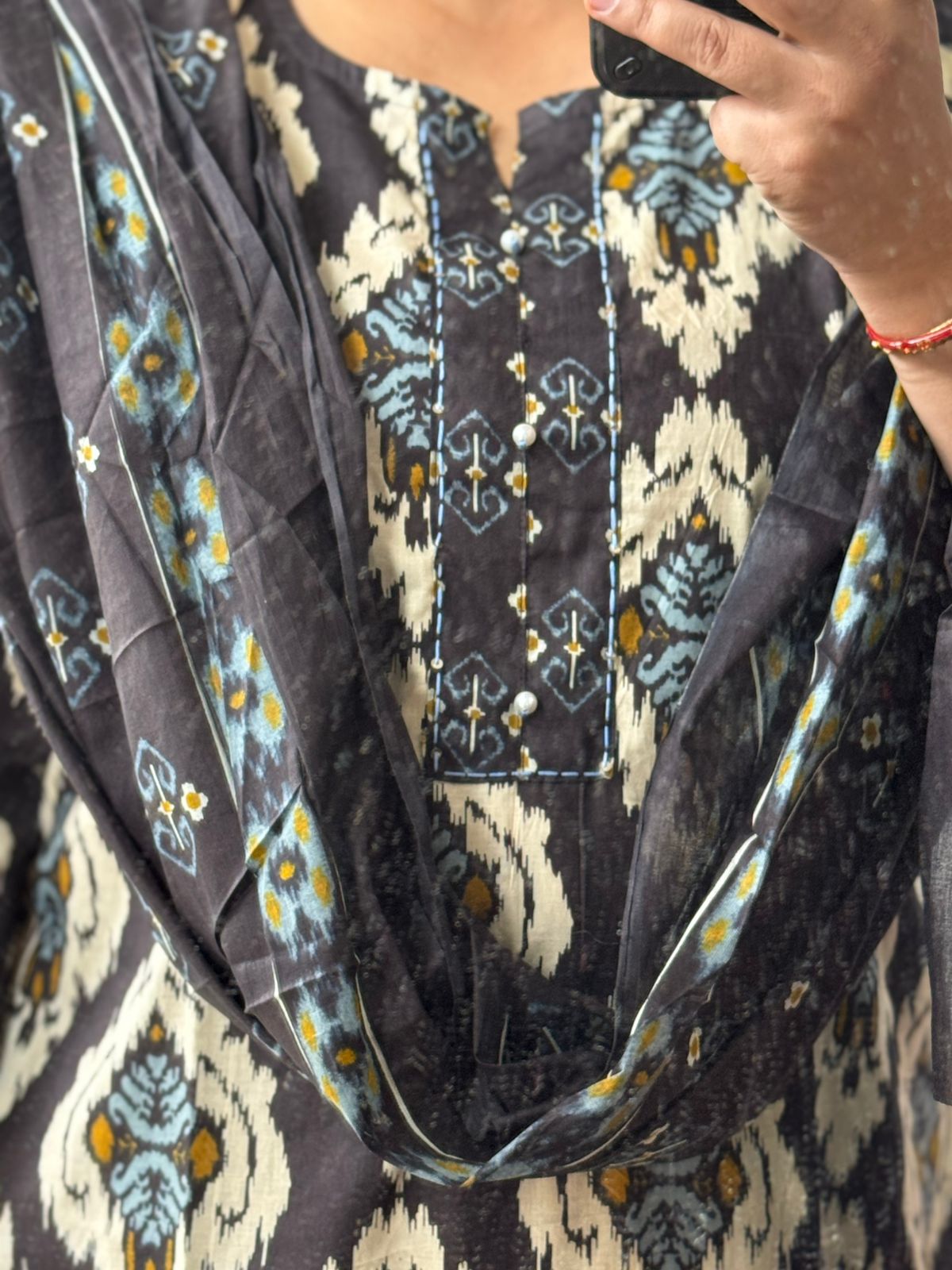 Daily Pehnawa Black Suit Set