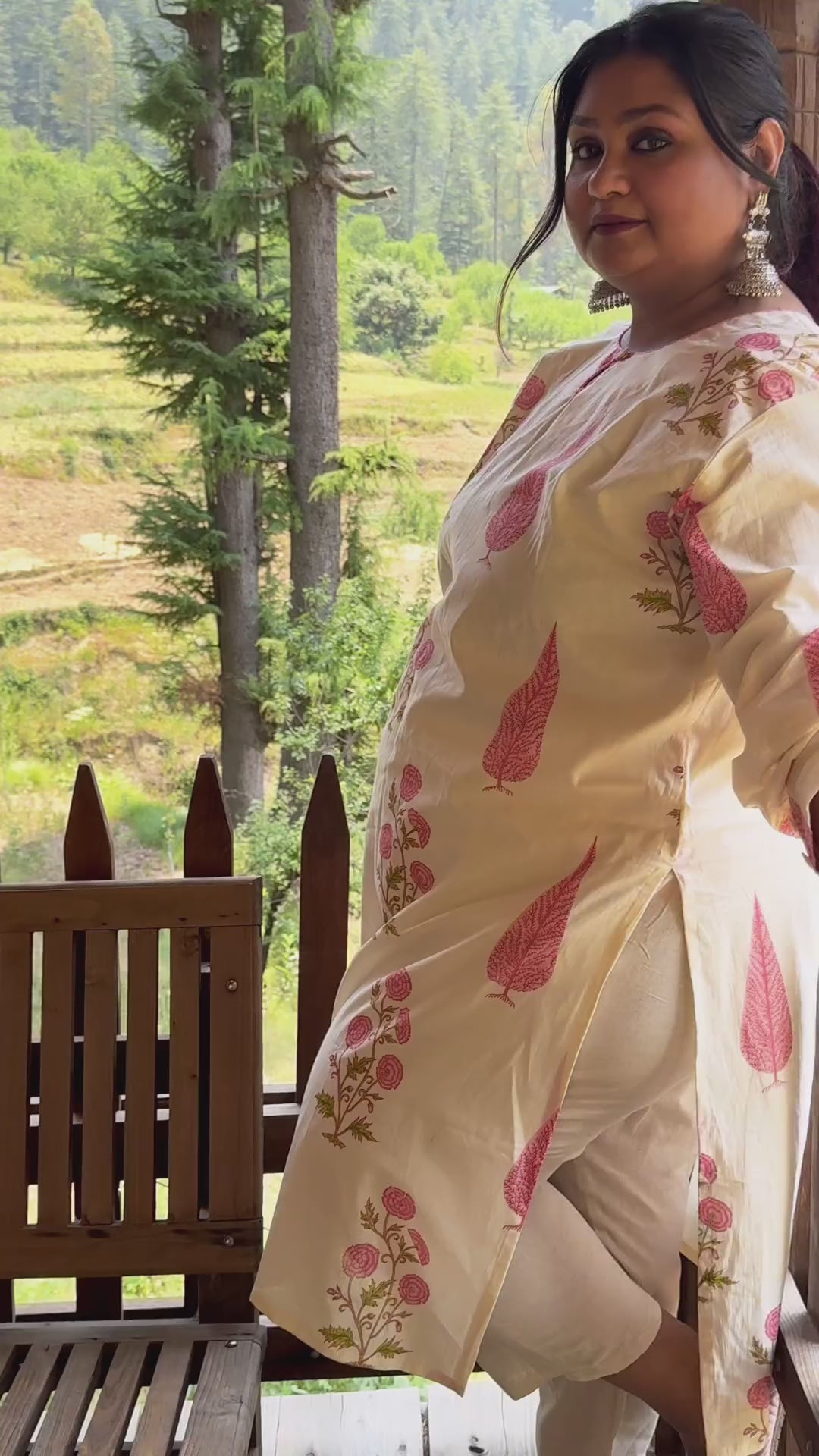 Off white Sanganeri Straight Kurta